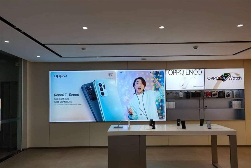 OPPO Reno6 5G và Reno6 Z 5G bất ngờ xuất hiện trong poster tiếng Việt OPPO Reno6 5G và Reno6 Z 5G bất ngờ xuất hiện trong poster tiếng Việt