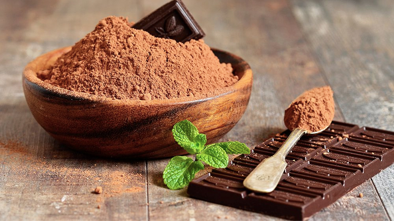 Bột cacao ngoài pha chế đồ uống còn có thể dùng làm bánh hoặc làm socola