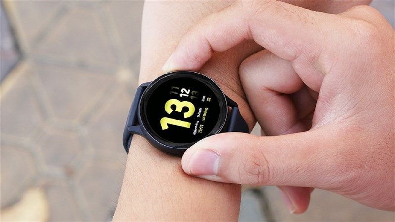 Samsung Galaxy Watch Active 2 thiết kế