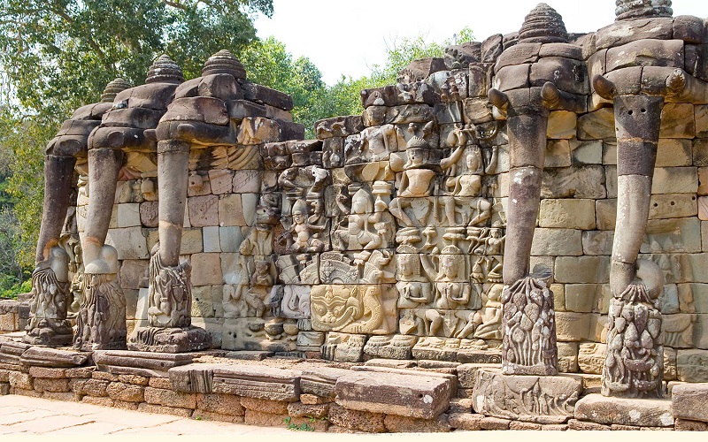 Quảng trường Đấu voi được xây dựng vào khoảng thế kỷ X