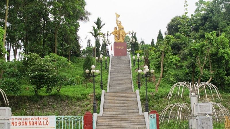 Nghia-Lo-Cang-Don-Denkmal