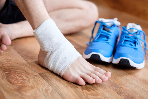 Ankle and ankle injuries commonly occur when your body is tired, lacking salt