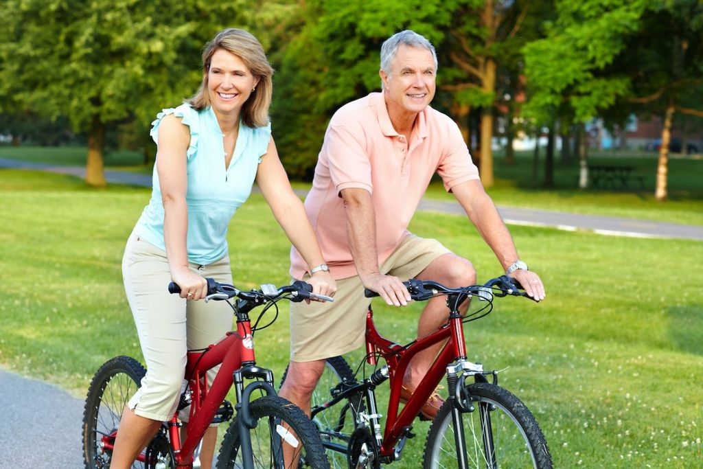 Người bệnh xương khớp khi đi xe đạp còn mang đến một số lợi ích 