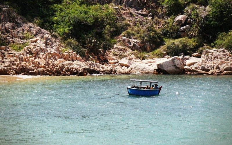 Bãi biển Ninh Chữ