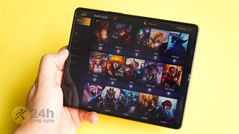 Galaxy ZFold 3 hình ảnh trải nghiệm game cực nét