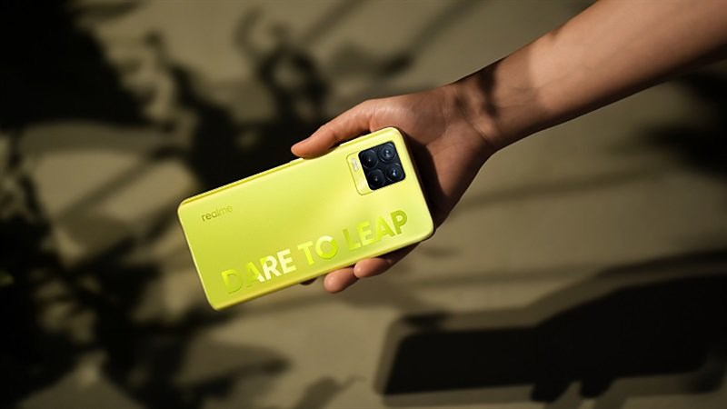 Săn sale cuối tuần đê mê: Loạt điện thoại Realme giảm giá cực phê