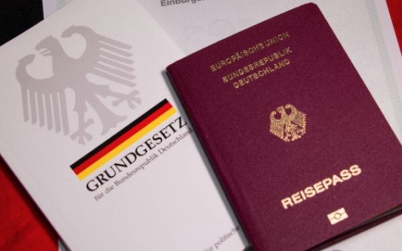 Hồ sơ làm visa du lịch Đức bao gồm những gì?