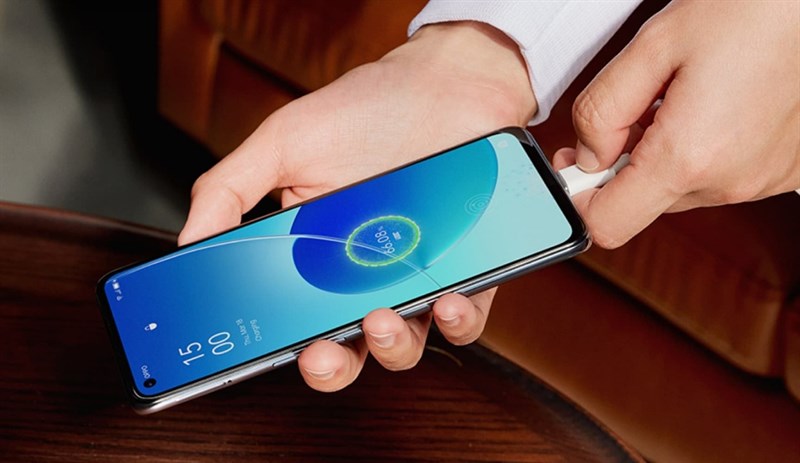 OPPO Reno6 Z 5G hỗ trợ sạc nhanh VOOC 4.0 30 W