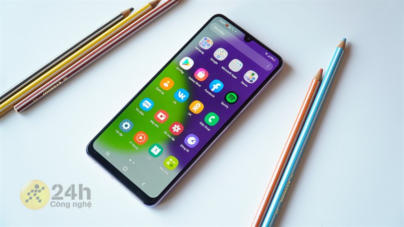 Samsung Galaxy A22 với mức giá chưa đến 6 triệu chắc chắn sẽ đáp ứng cho nhu cầu chơi game của bạn.