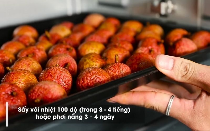 Sấy vải trong lò nướng 