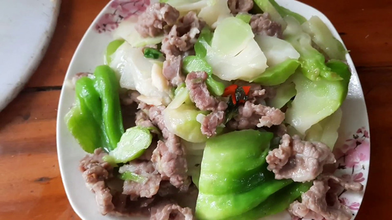How to make Sapa rock sprouts stir-fry delicious and nutritious beef