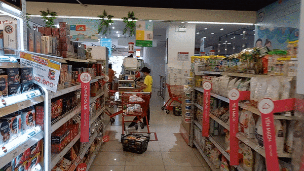 Không OIS Không OIS