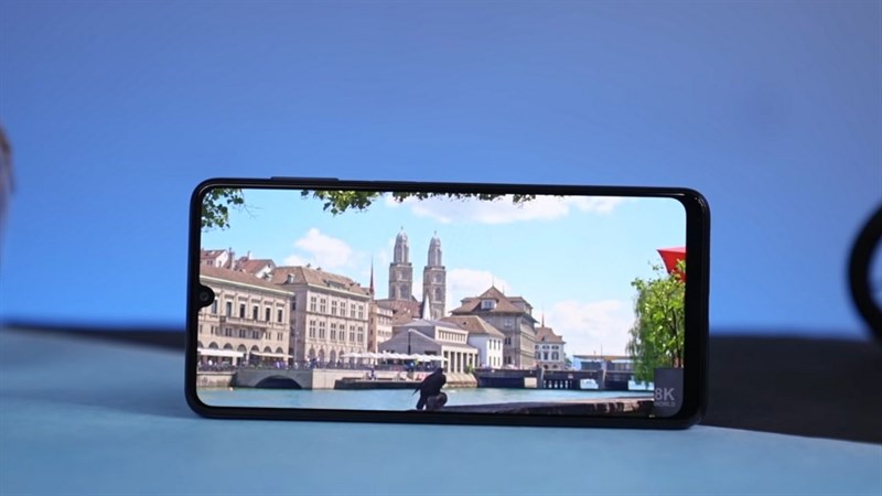 Samsung Galaxy F22 có màn hình Super AMOLED tuyệt đẹp. Nguồn: TechBar. Samsung Galaxy F22 có màn hình Super AMOLED tuyệt đẹp. Nguồn: TechBar.