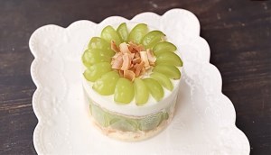 Cách làm bánh mousse sữa chua nho thơm mịn, ngọt ngào mà chẳng cần lò nướng