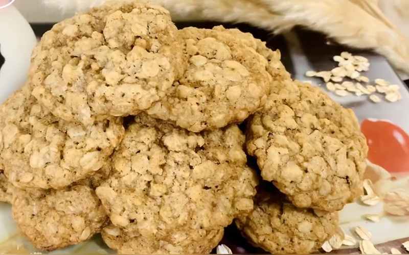 How to make simple, delicious and nutritious banana oat keto cookies