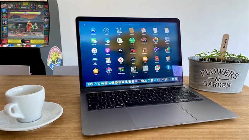 Macbook Air 2020 nhỉnh hơn Macbook Air 2019 với phần cứng mạnh mẽ và hiệu năng tốt hơn