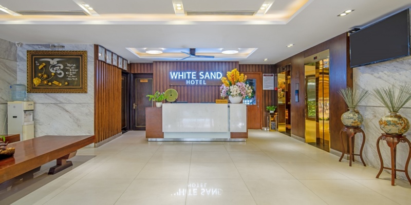 White Sand Hotel & Apartment