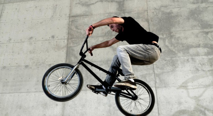 Xe đạp biểu diễn (BMX Bike)