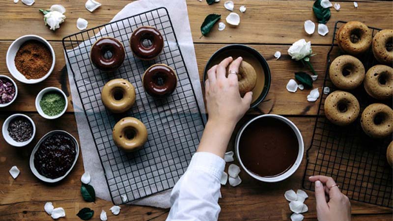 Nguyên liệu làm bánh donut chiên