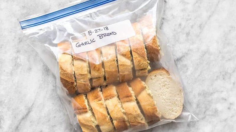 Bảo quản bánh mì trong tủ đông