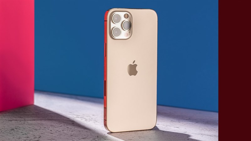 Sale xịn cuối tuần, 3 mẫu iPhone này giảm sâu lên đến 3.5 triệu đồng