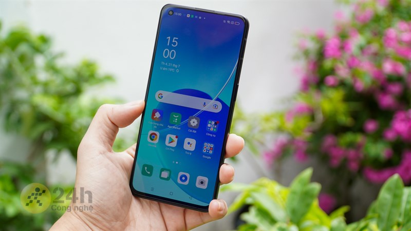 OPPO Reno6 5G thật sự có viên pin rất trâu bò.