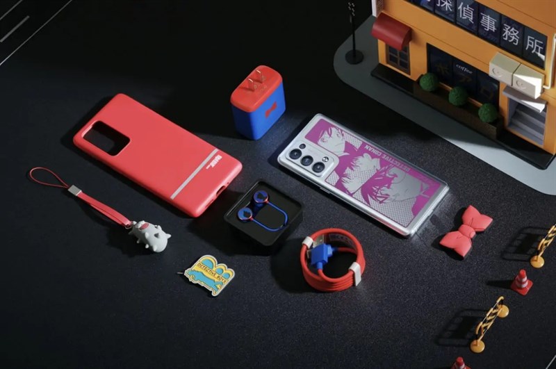 Các phụ kiện của Reno6 Pro+ Detective Conan Edition đều theo phong cách Conan