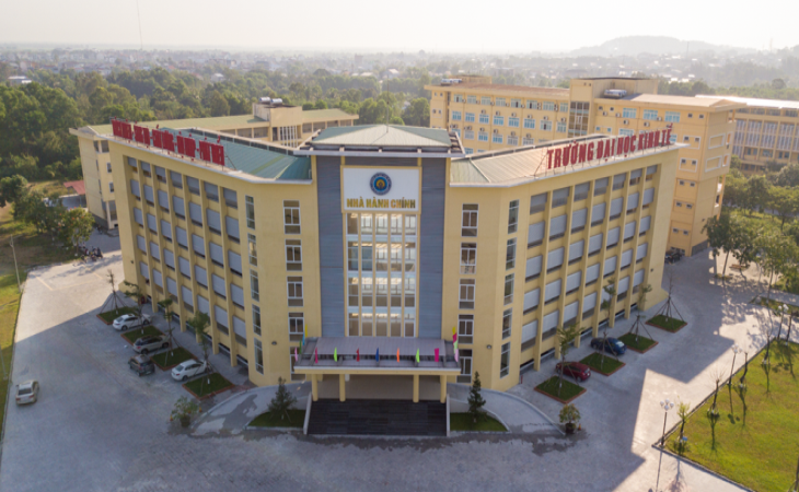 Trường Đại học Thương Mại