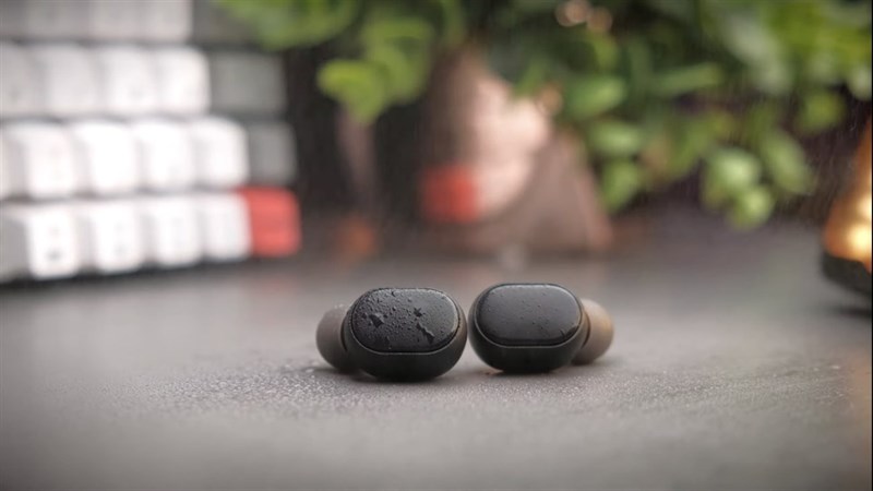 Redmi AirDots 2 còn được trang bị chuẩn chống nước IPX4. Nguồn: Sean Talks Tech.