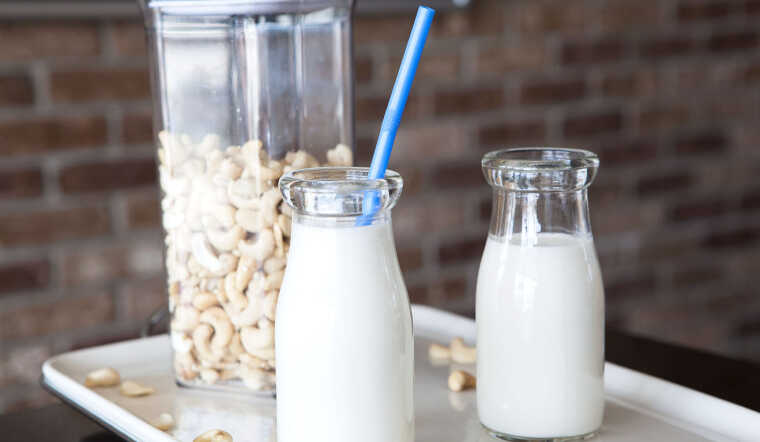 Hướng dẫn cách làm sữa hạt điều thơm ngon, bổ dưỡng