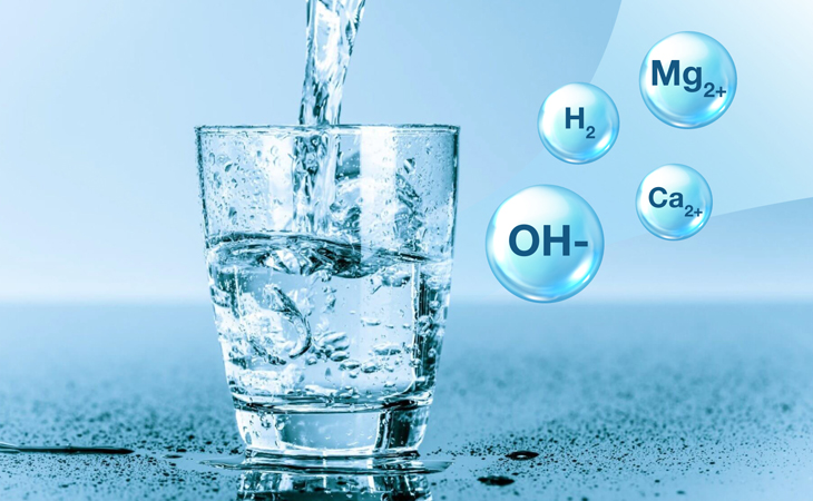 What is Electrolyzed Water? The “golden” benefits of electrolyte water for health