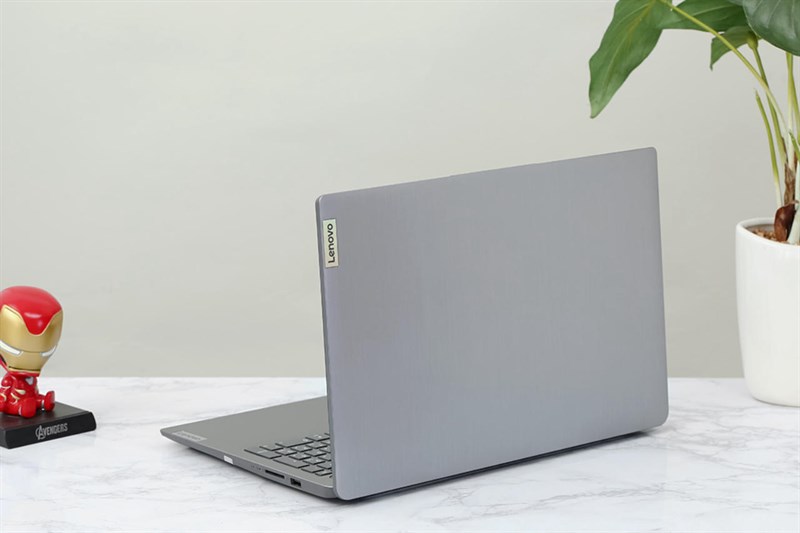 IdeaPad 3 i3