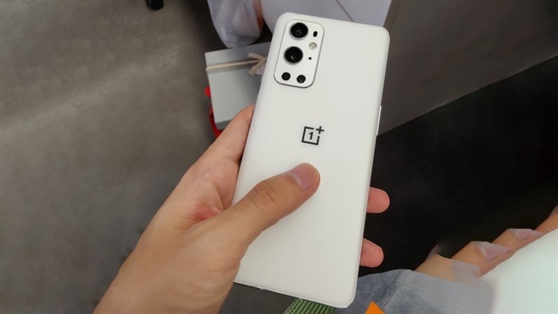 OnePlus 9 Pro màu Pure White