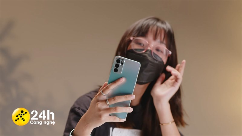 OPPO Reno6 5G sở hữu hệ thống 3 camera sau với thông số khá ấn tượng.