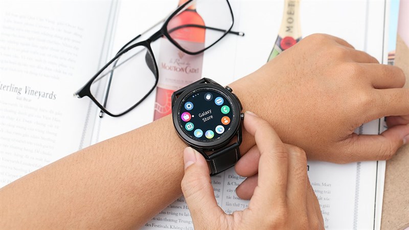 Samsung Galaxy Watch giảm sốc