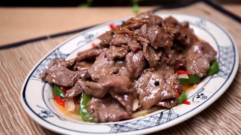 How to make delicious, soft and delicious beef with black pepper sauce