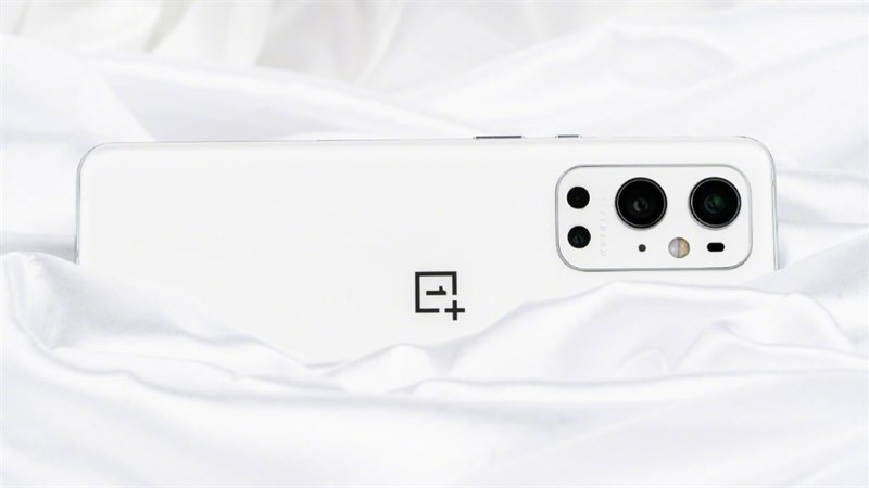 OnePlus 9 Pro màu Matte White