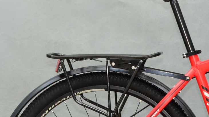 Xe đạp địa hình MTB Vivente 26F1 được trang bị thêm baga sau giúp tăng diện tích đựng đồ