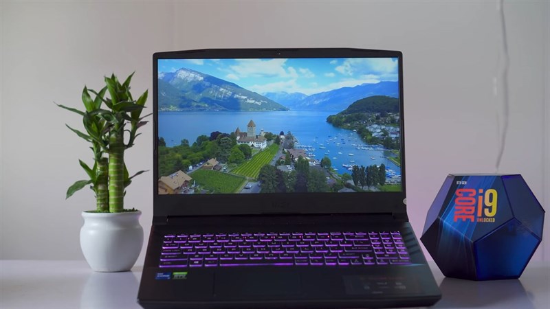 Màn hình 17.3 inch của MSI Pulse GL76 có chất lượng hiển thị tương đối tốt.