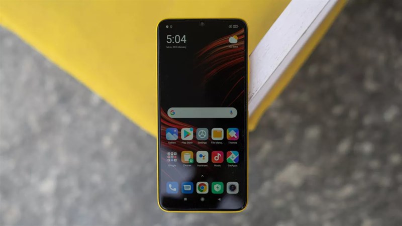 POCO M4