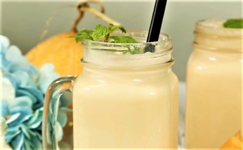 How to make delicious, nutritious and cheap cantaloupe yogurt smoothie