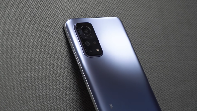 Xiaomi Mi 11T có cụm camera thanh mảnh, đẹp mắt