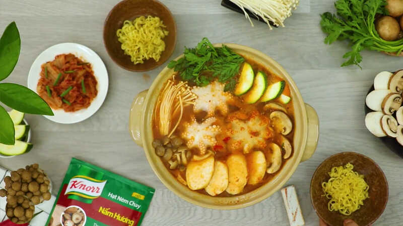 How to make simple spicy octopus hot pot