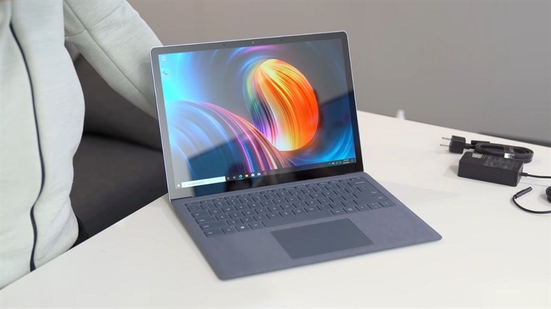 Surface Laptop 4