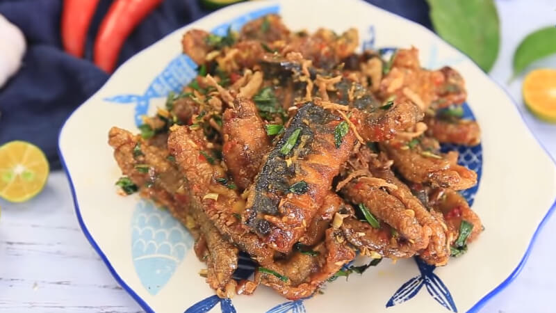 How to make fried eel with lemongrass and chili, crispy and delicious