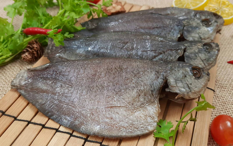 Learn how to dry delicious, simple fish at home