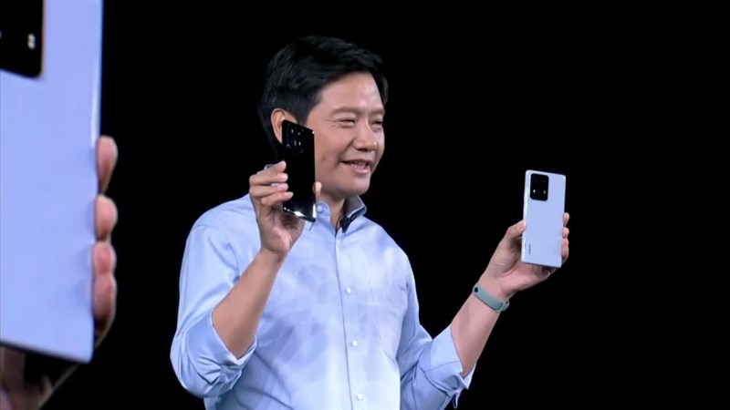 Vừa mới ra mắt Xiaomi MI MIX 4 đã hút hồn MiFans bởi màn hình vô khuyết, cụm camera hầm hố, hiệu năng mới là điểm đáng nói tới