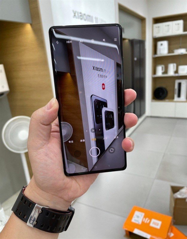 Mặt trước của Xiaomi Mi MIX 4. Nguồn: 5M Gadget.