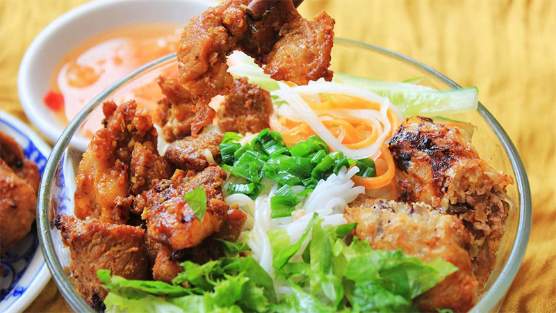 Bún trộn thịt nướng Bún trộn thịt nướng