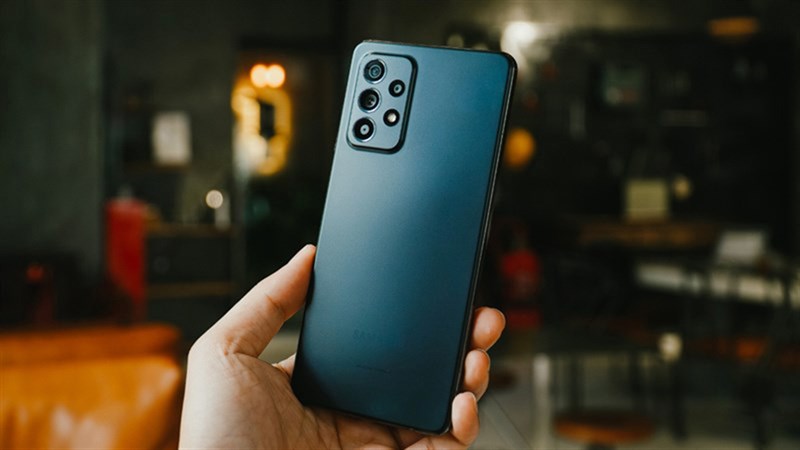 Ưu đãi trợ giá mùa dịch ngon lành, giá Galaxy A52 5G đang rất hấp dẫn